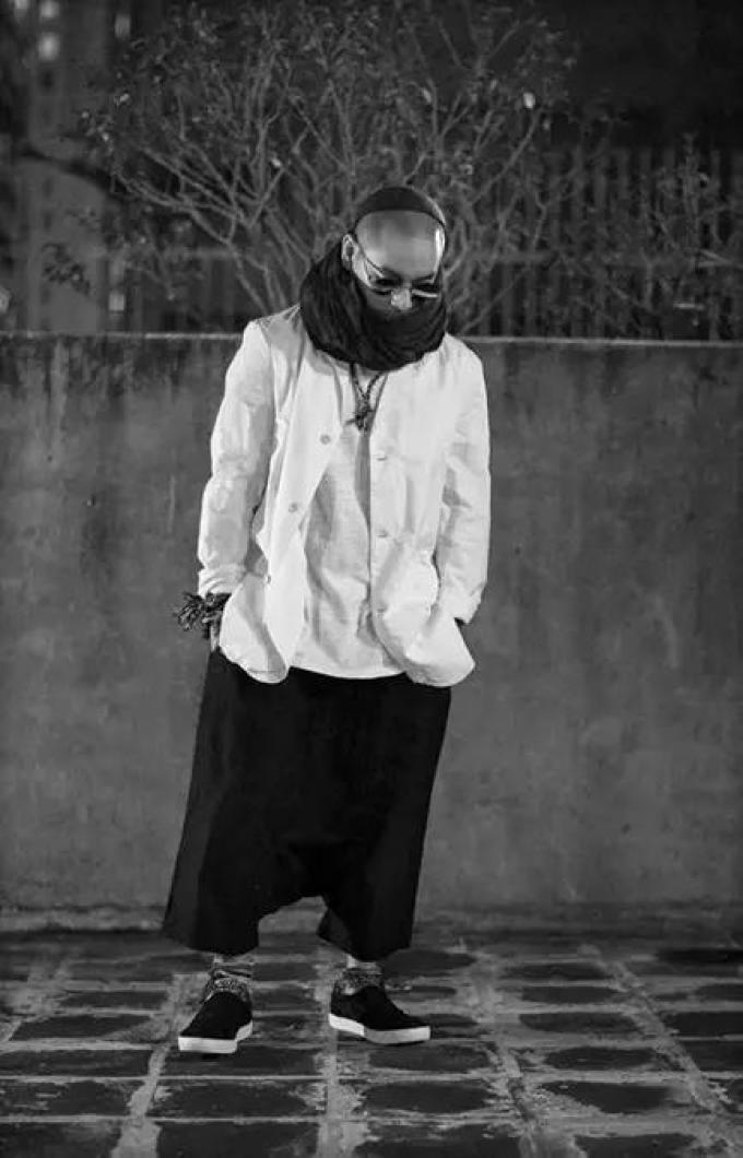 从潮童到先锋玩家,麦浚龙20年时尚穿搭史!