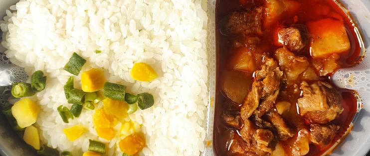 生米煮成熟饭的15分钟里没加水 还是顺利吃到了香喷喷的米饭 开小灶自热饭咪道哪能 方便食品 什么值得买