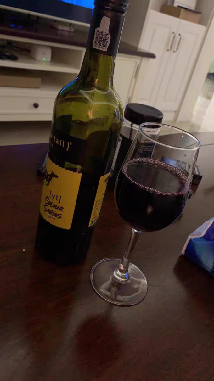 黄尾袋鼠葡萄酒