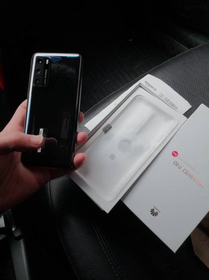 在德亚淘黑色8128华为p40开箱