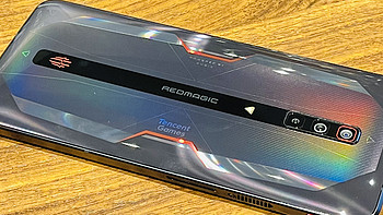 腾讯红魔游戏手机6详细评测：165Hz专业电竞屏加持下的极致游戏体验