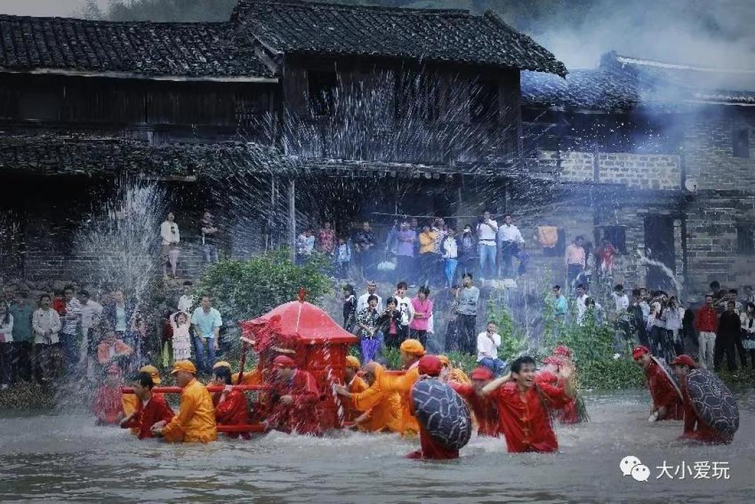 扎堆儿的亲子假期就要来啦！一年的旅行计划全都给大家备好了，说走就走