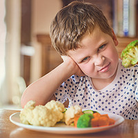 全素餐幼儿园，有蛋奶无肉类，是健康还是陷阱？你会送孩子去吗？