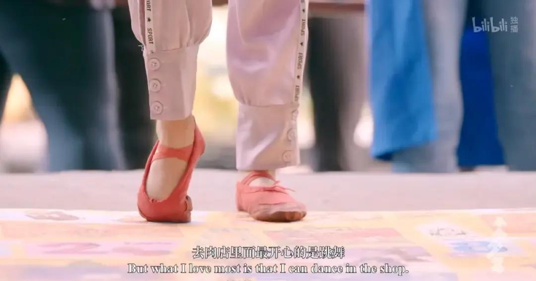 这部高评分记录片告诉我们：“无条件支持”孩子的兴趣，家长缺的可能不是钱和时间