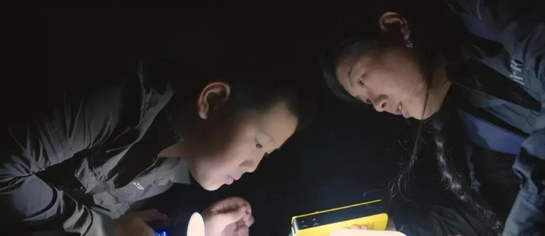 这部高评分记录片告诉我们：“无条件支持”孩子的兴趣，家长缺的可能不是钱和时间
