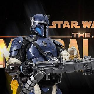 和主角动刀子又舍命救人，This is the Way! Hot Toys 重装曼达洛人人偶