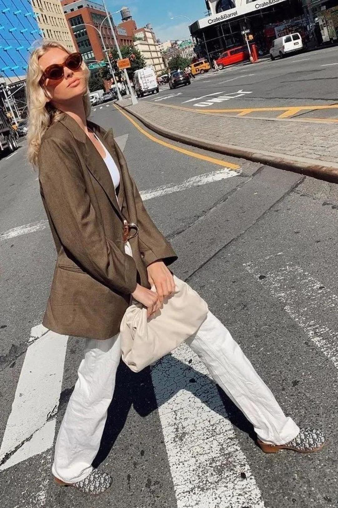 时髦人士都在穿的丑鞋子，竟然是下一个流行风向标？