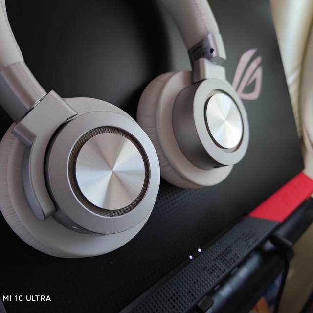 株式会社Miniso出品：￥39块9到手50小时续航头戴式蓝牙耳麦开箱