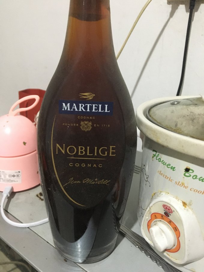 马爹利洋酒