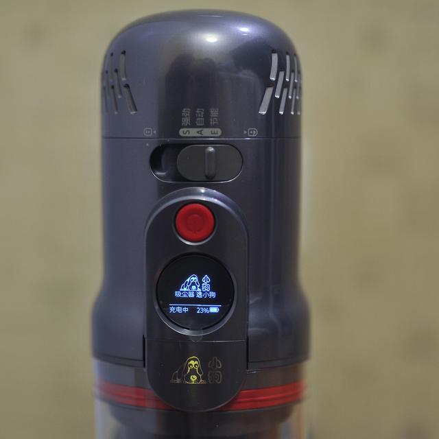 ​吸擦一体、清洁效率翻倍：小狗T12 Plus Rinse擦地吸尘器使用体验