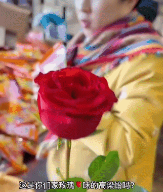 QQ 弹弹还能拉丝!高粱饴走红全网,多亏了背后这个女人!