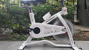 【动感单车体验】居家有氧运动好帮手，美国汉臣HARISON DISCOVER X5动感单车