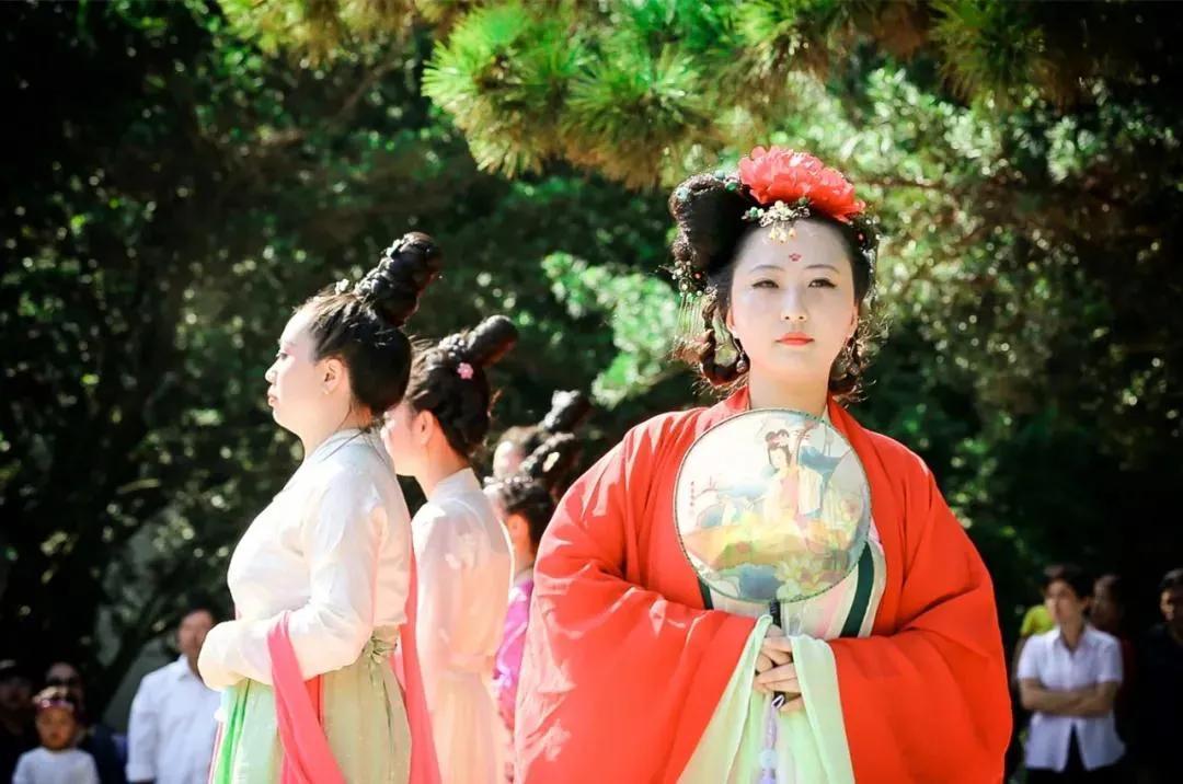 穿汉服免费入园系列--2021五一期间多地景点开展穿汉服免费入园活动（三）