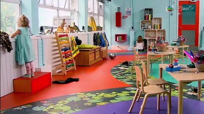 英国纪录片拍下了幼儿园的真实画面，竟然是这类孩子最容易被欺负