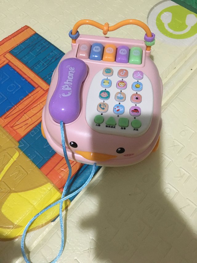 卡通电话机