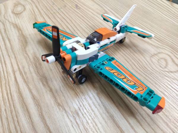 lego乐高technic科技系列42117竞技飞机