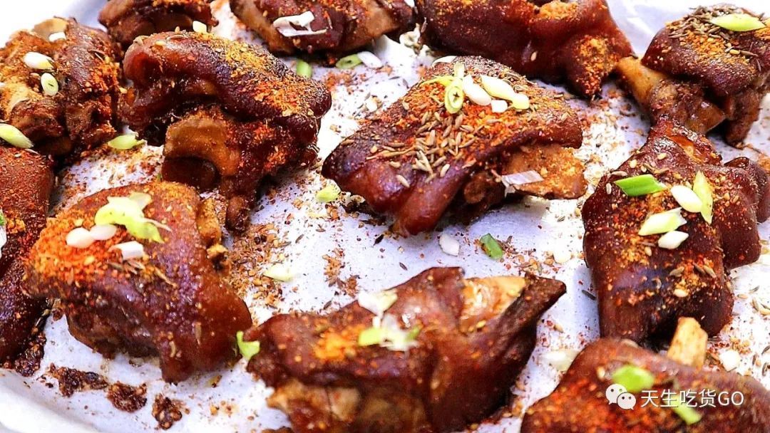 学会这样烤猪蹄烧烤季的夜宵有着落了