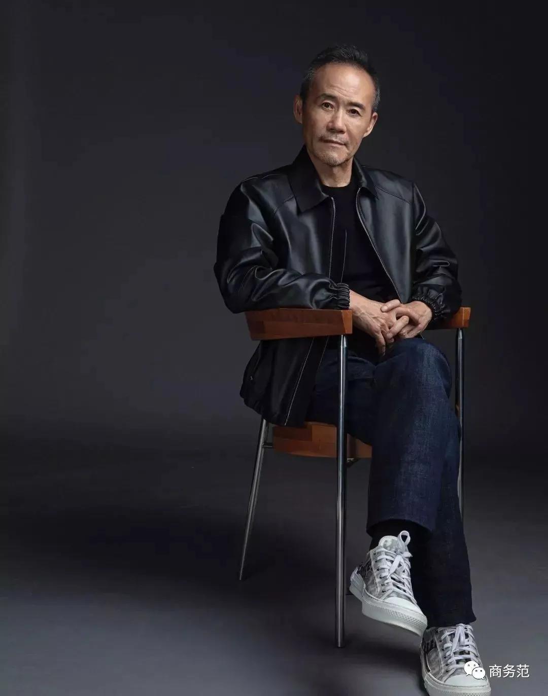 马斯克穿纪梵希变时髦,中年男富豪都爱穿什么牌子?