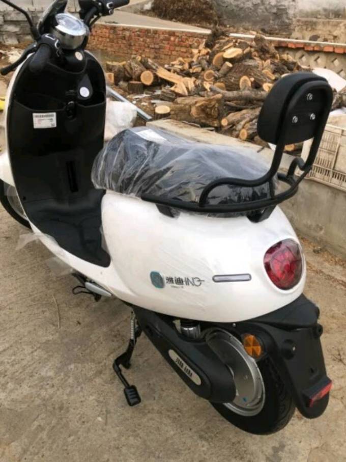 雅迪电动车