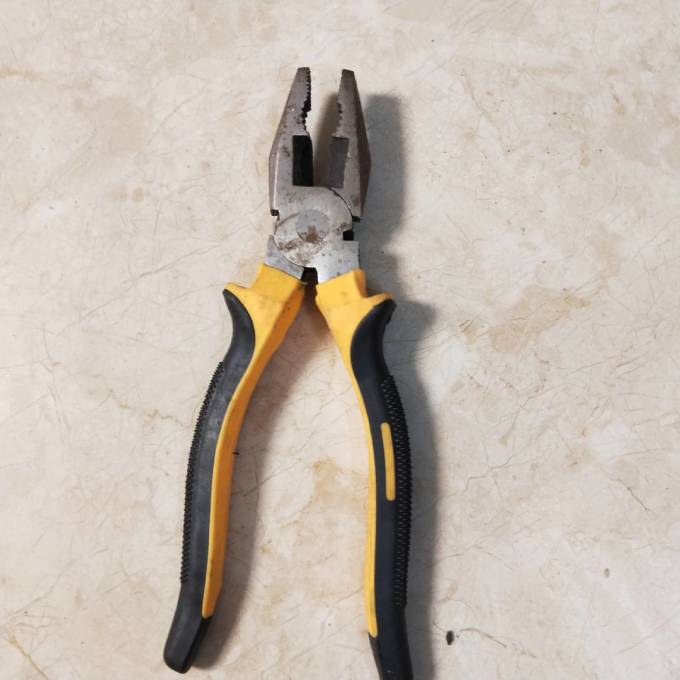 宏远工具钳子