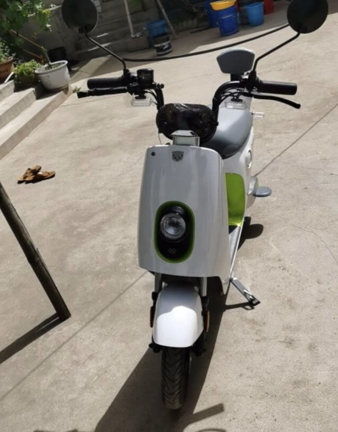 绿源电动车