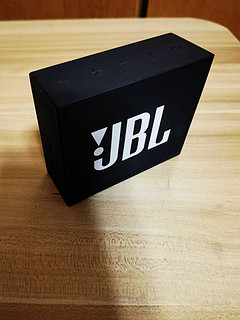 JBL GO蓝牙音箱