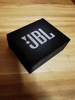 JBL GO蓝牙音箱