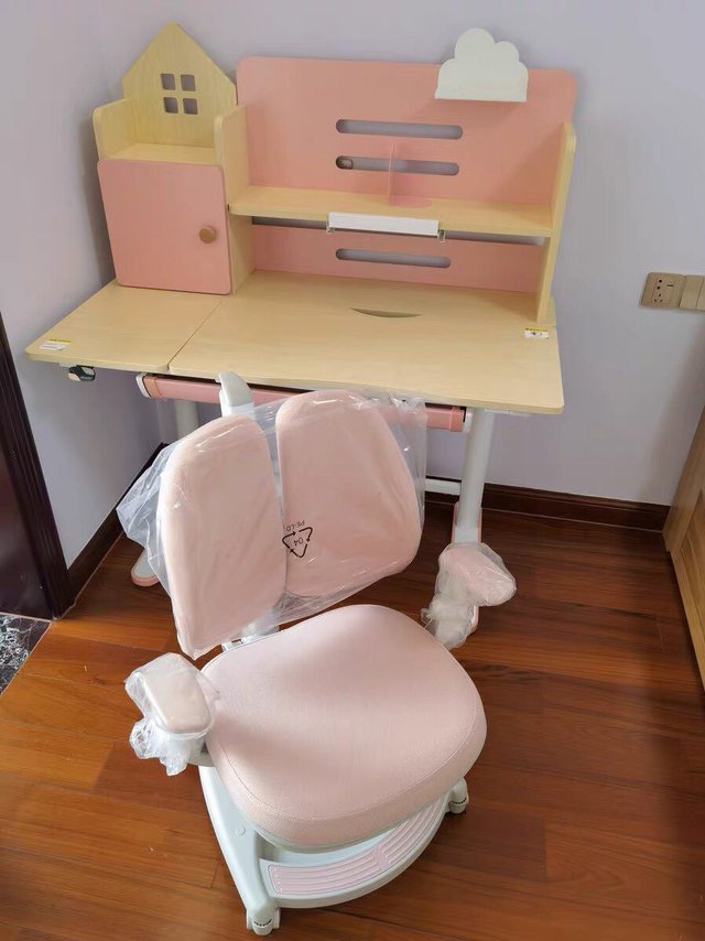 儿童学习桌