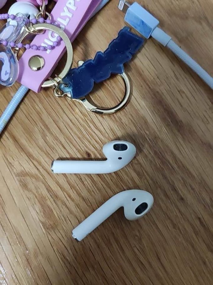 苹果蓝牙耳机