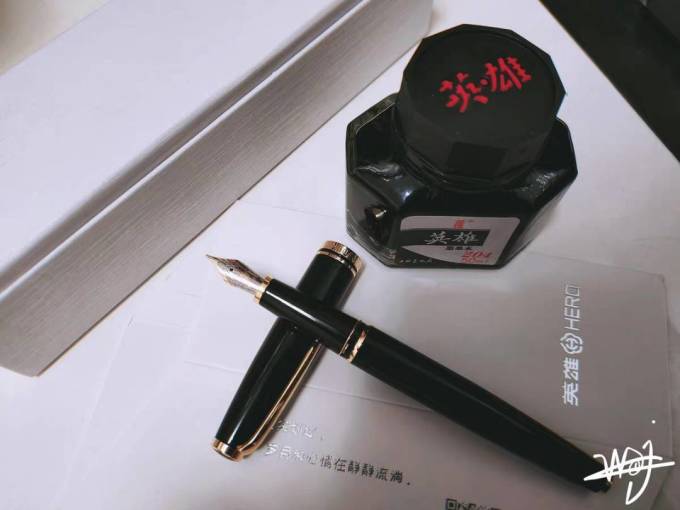 英雄钢笔