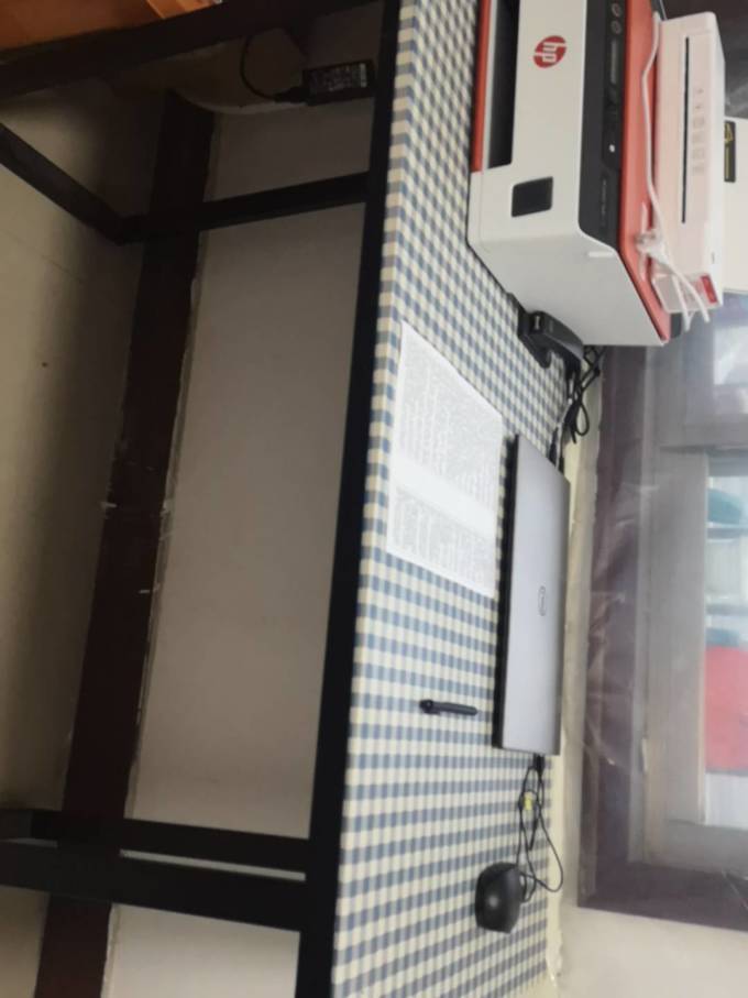 香可电脑桌