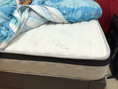 看中好久了这款床垫，终于忍不住订了两床，