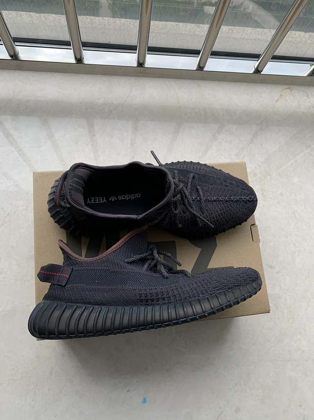 yeezy最经典的黑椰子