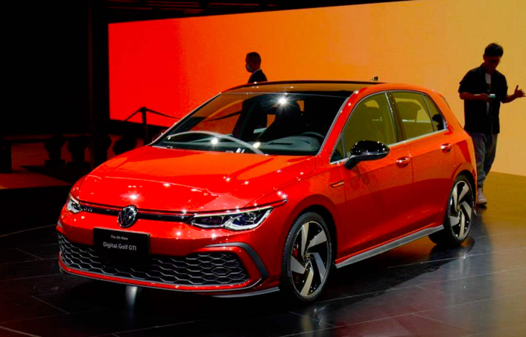 新车速递:国产性能小钢炮,领克02 Hatchback上市,售价17.68万元起