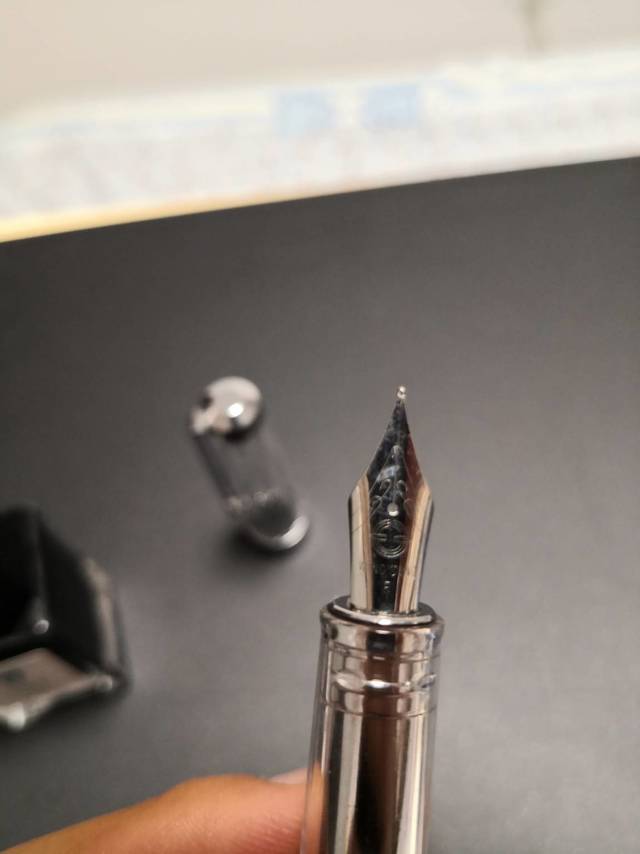 负压上墨的永生钢笔
