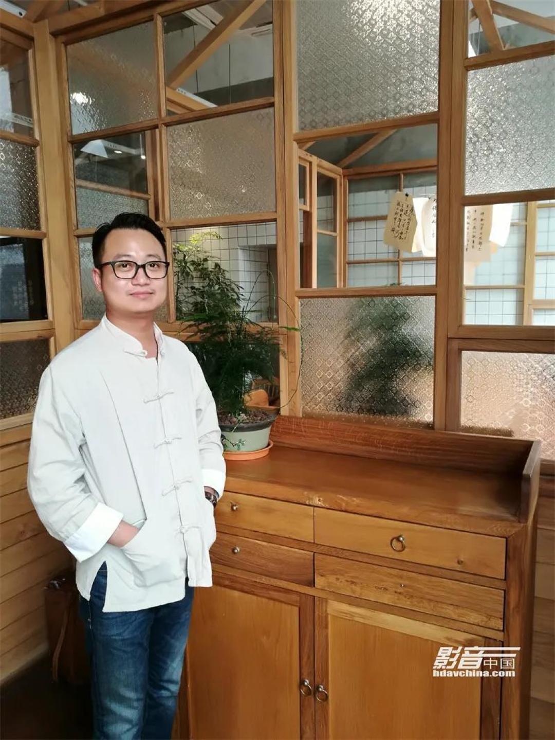 【家庭影院案例】武汉万科别墅地下室老影院:改动换面,器材+装修双升级