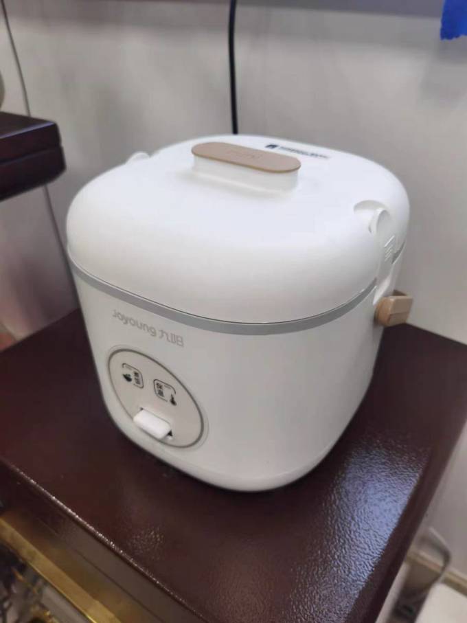 九阳电饭煲