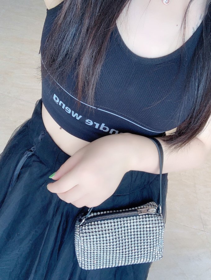 亚历山大·王女士单肩包