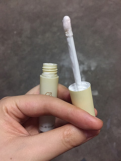 1r的快乐！奶香奶香的唇乳值得拥有