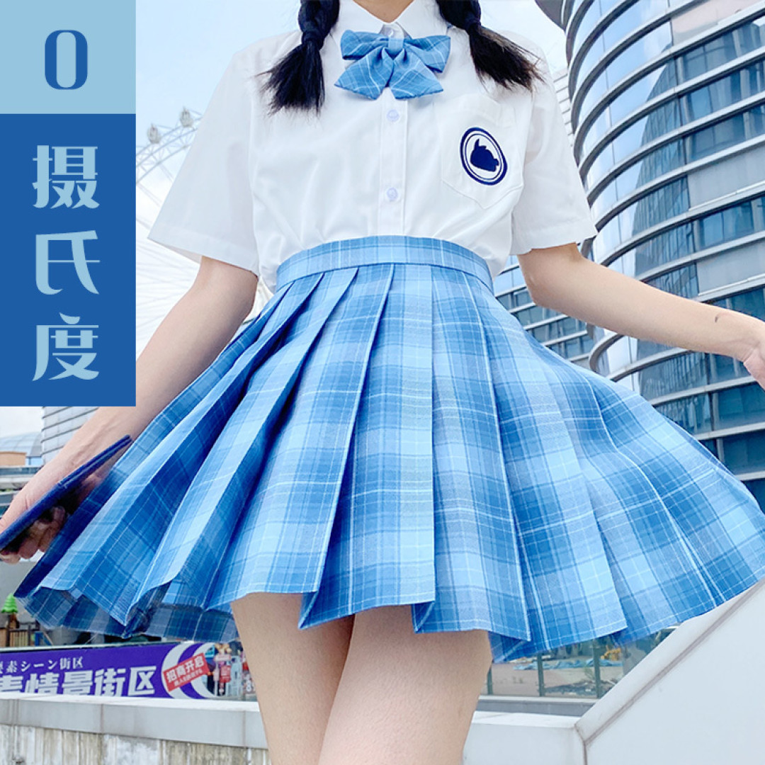 夏日清凉又“火辣”,跟模特学习穿搭,秀出好身材,附网站链接