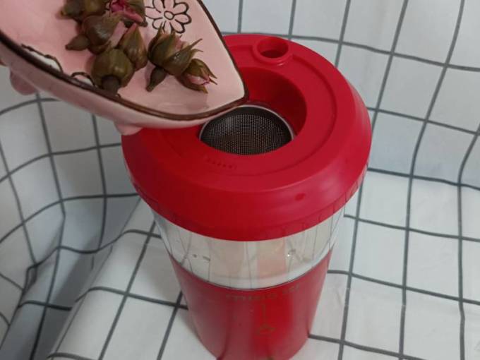 熊小夕电水壶