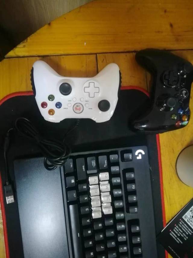 北通阿修罗se2游戏手柄