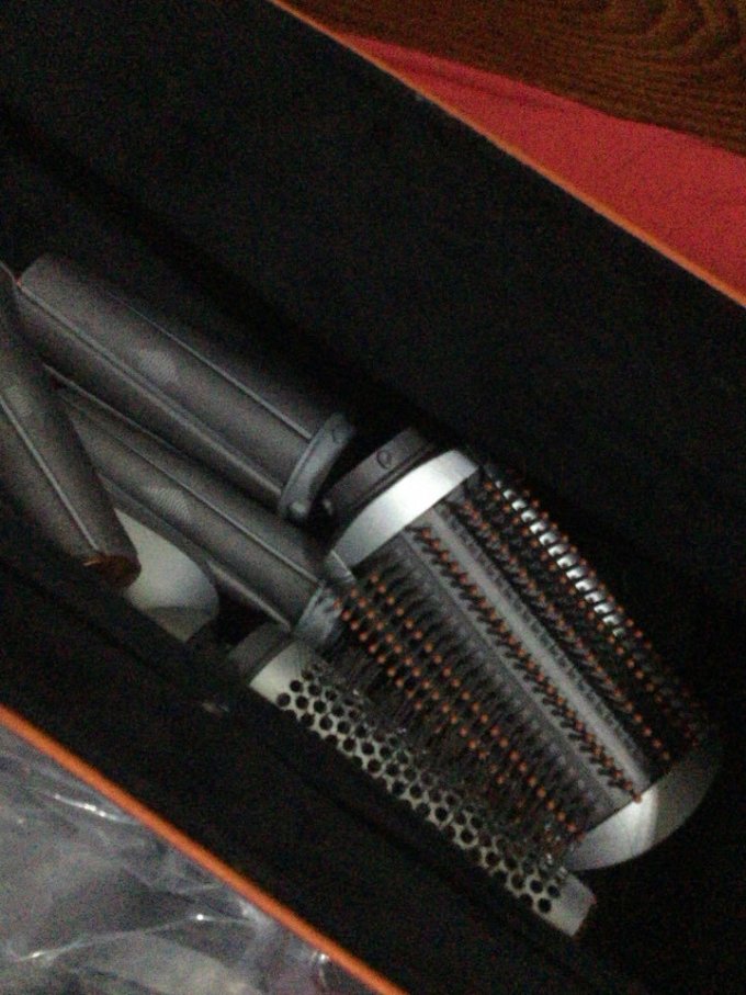 戴森美发造型器