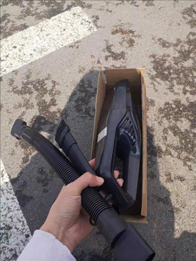 指南车车载吸尘器