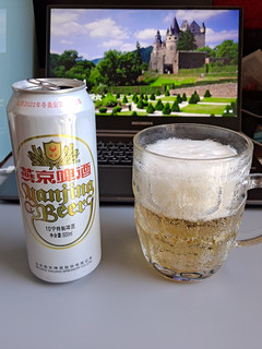 燕京啤酒，畅爽一夏
