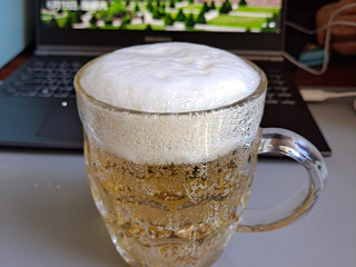 燕京啤酒，畅爽一夏