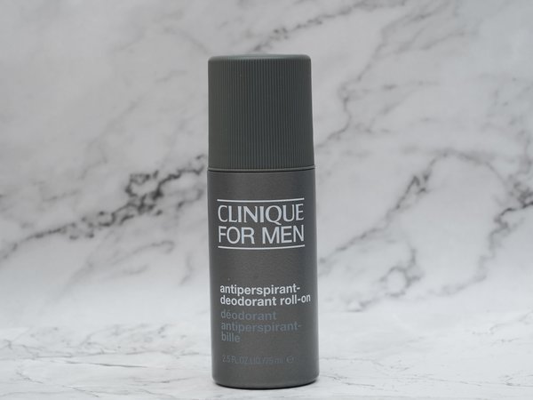 夏天的汉子跟止汗露最搭了