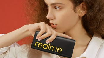 这个充电宝颜值有点高——realme真我12W移动电源双向快充