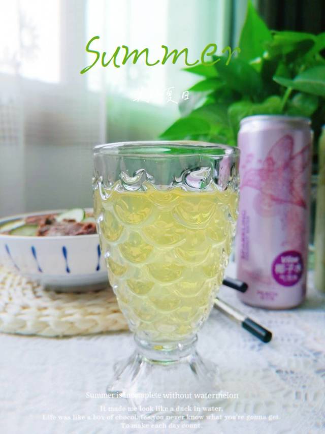 带气泡的椰子水初体验