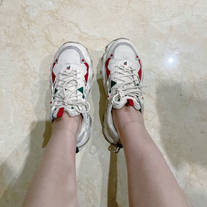 休闲运动鞋